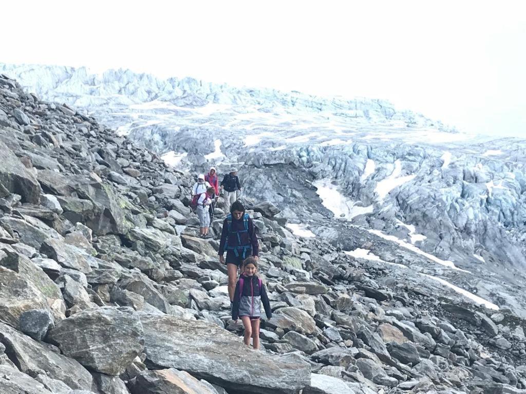 Appartement Typique,Chaleureux Et Pratique Chamonix Zewnętrze zdjęcie